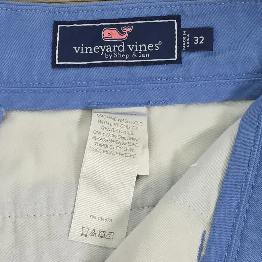 Vineyard Vines Men’s Blue Fish Pattern Chino Shorts Flat Front Pockets 9” S 32